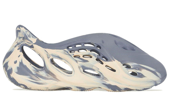 adidas Yeezy Foam Runner 'MXT Moon Grey' GV7904